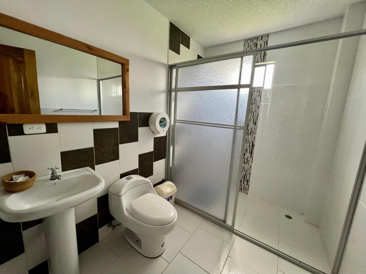 Hostal Alpachaca - New Quito Airport Tababela Eksteriør billede